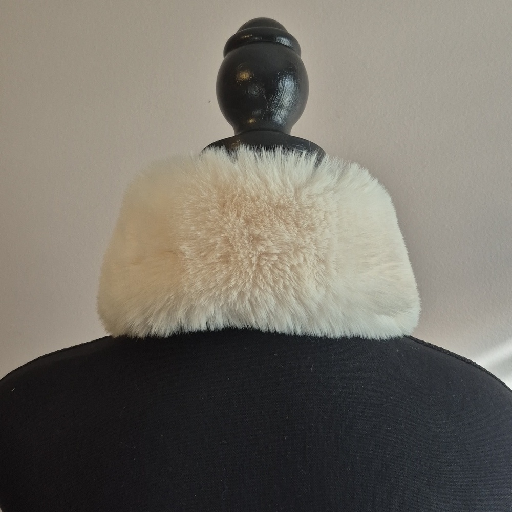 Neck Scarf - Picture 2 of 5